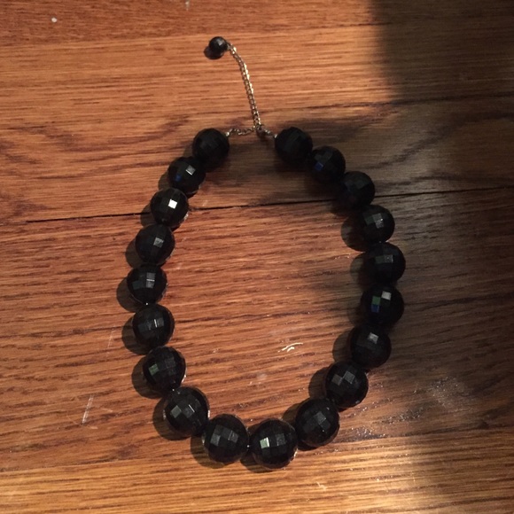 Black large bead necklace