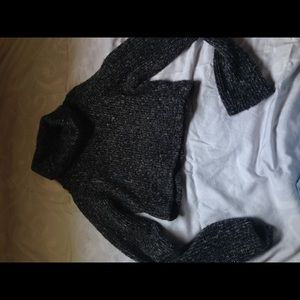 Crop top sweater