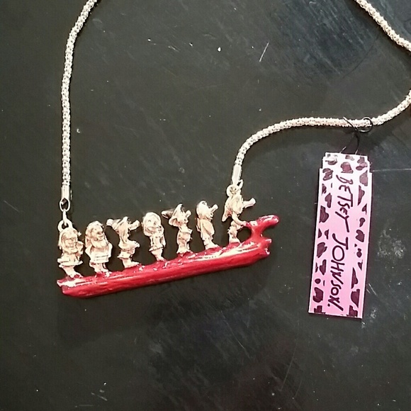 Betsey Johnson Jewelry - Betsey Johnson seven dwarfs necklace