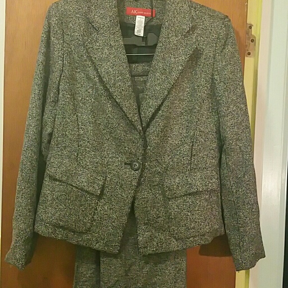 Anne Klein tweed pantsuit