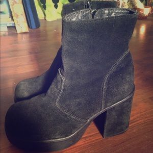 Platform boots