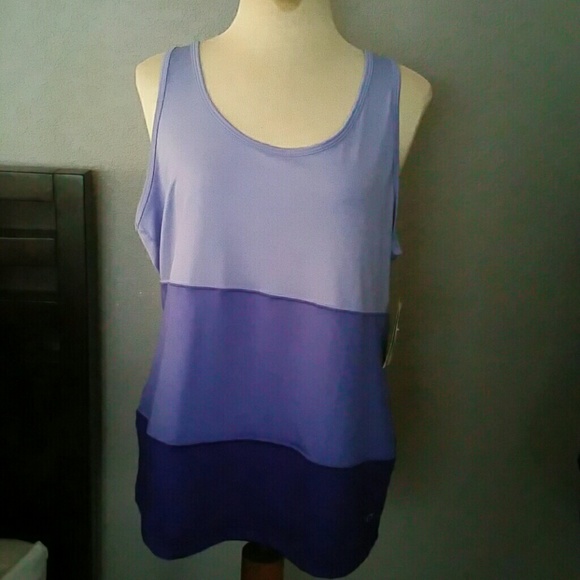 GAP BRAND NEW Gym top