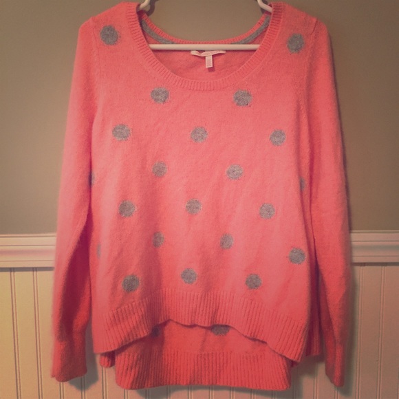 VS Sweater