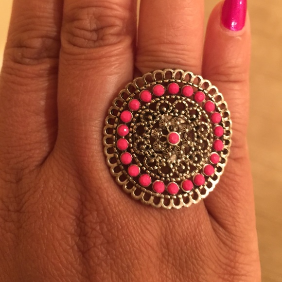 Jewelry - Beautiful Ring