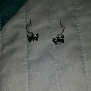 Dangling butterfly earrings