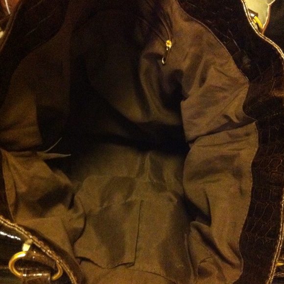 SOLD!!!! SOLD!!!!! Lg purse! Soft used only once. - Picture 4 of 4