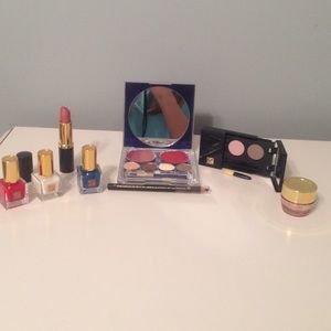 Brand new Estée Lauder palette makeup lot eye face