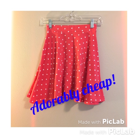 !💕Cute polka dotted skirt💕! 5$ OFF ORIGINAL $!💥