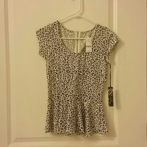 Leopard print shirt, tags still attached!!
