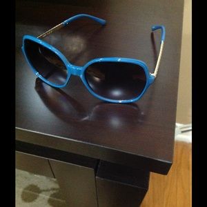 Sunglasses- funky blue