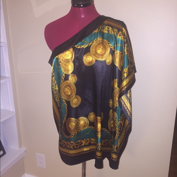 Off the shoulder silk like polyester shirt