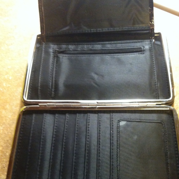 SOLD!!!! SOLD!!!! Wallet - Picture 4 of 4