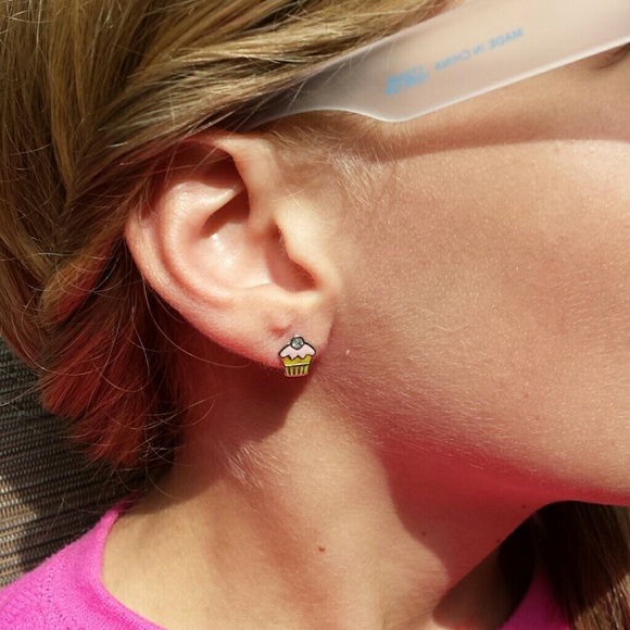 Cupcake earrings