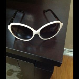 Cream and black sunnies