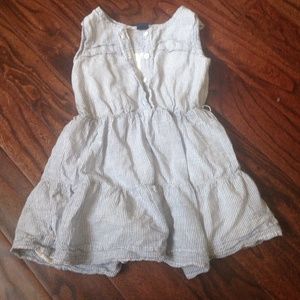 Baby Gap Size Small (fits 5T)