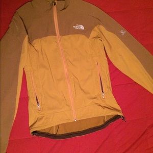 North face wind breaker