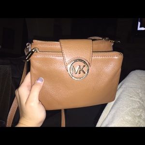 Micheal Kors Fulton Small Saffiano Messanger