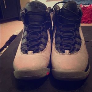 Retro Jordan 10s