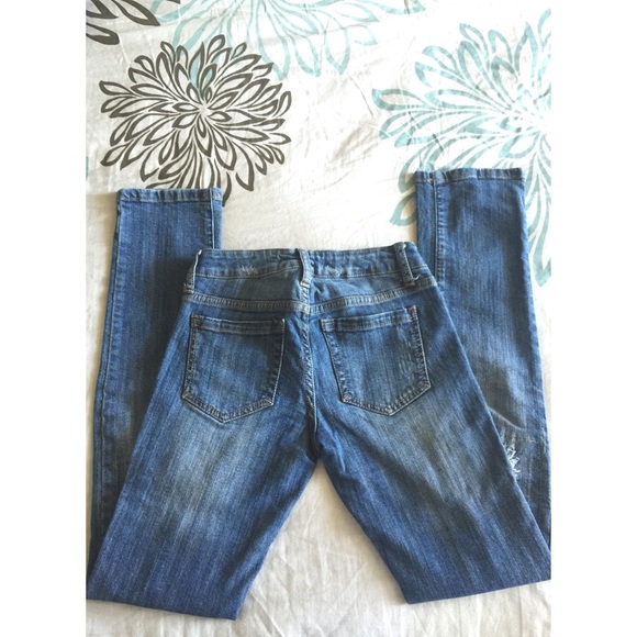 Blue Ripped Jeans With Design - Picture 3 of 4