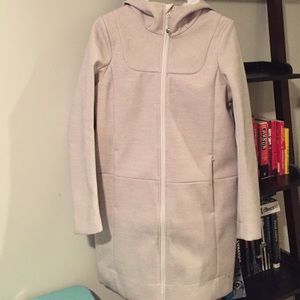 🚫SOLD 🚫Lululemon long jacket, size 6