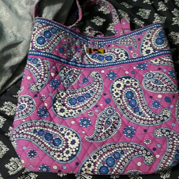 Vera Bradley tote.