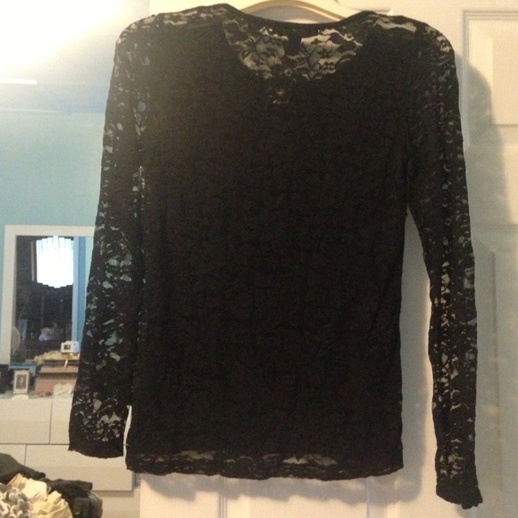 Top - Picture 2 of 2