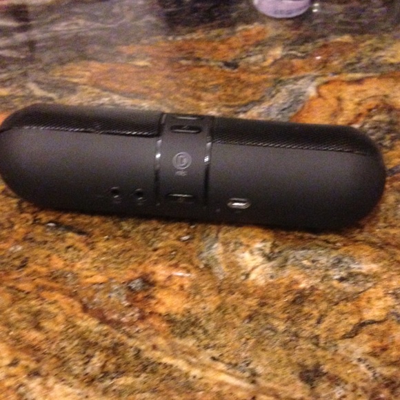 Beats pill - Picture 2 of 2