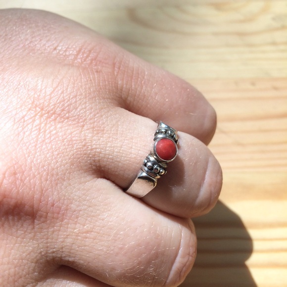 Ring - Picture 2 of 2