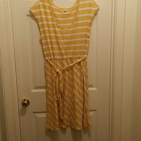Old Navy dress