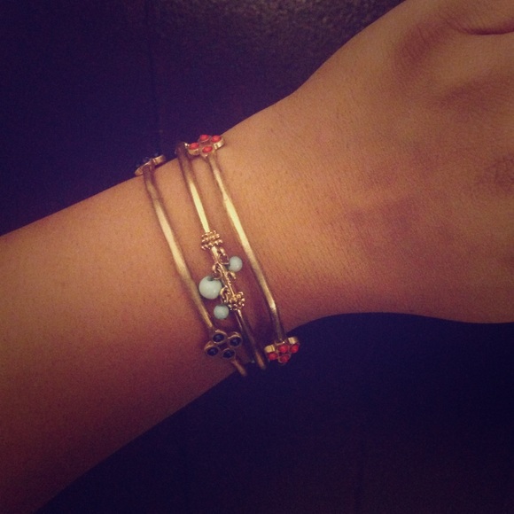 3 set gold bracelets