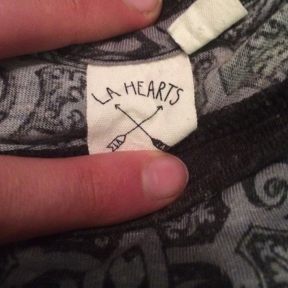 Patterned Muscle Tank - Picture 3 of 4