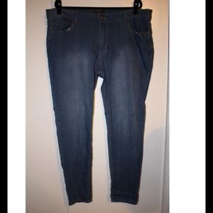 Forever 21 plus size jeans