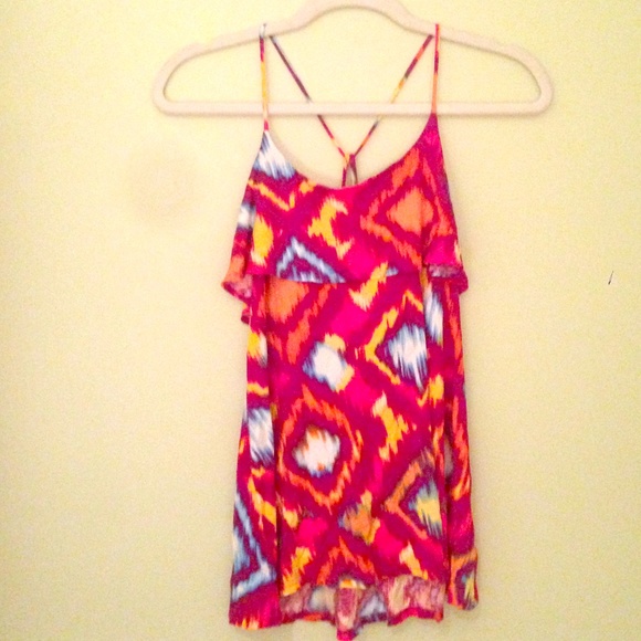 Cute top tye dye look 💛💙💜💚❤