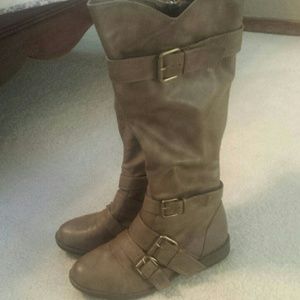 Fall boots