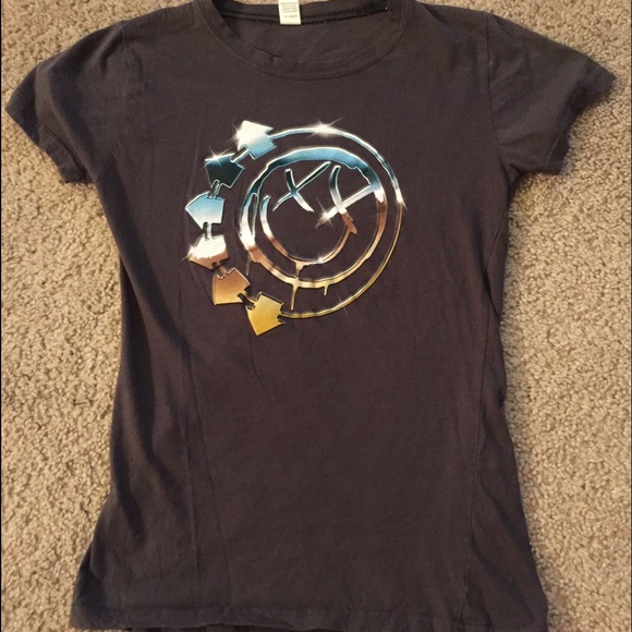 Blink 182 t-shirt