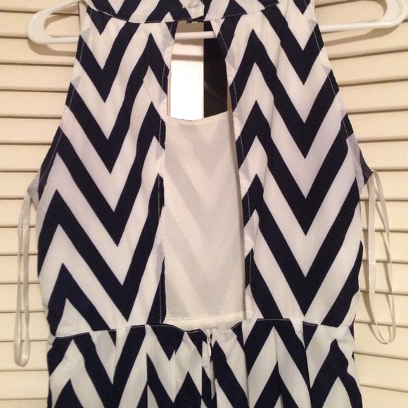 Chevron Dress - Picture 2 of 3