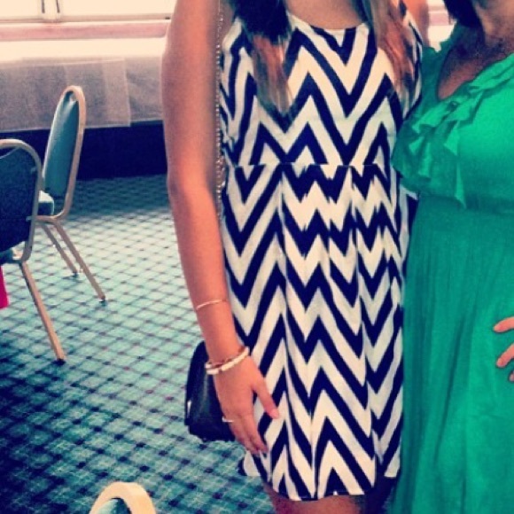 Chevron Dress - Picture 3 of 3