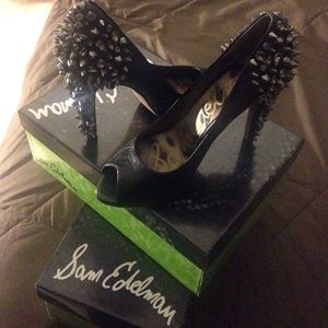 TRADE........Gorgeous peep toe Sam Edelmans