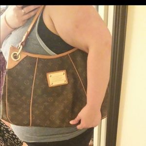 Louis Vitton shoulder bag