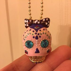 Skull necklace