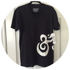 Realize OM Men's v-neck