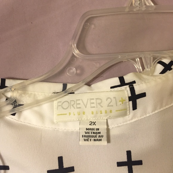 Cross blouse - Picture 2 of 3