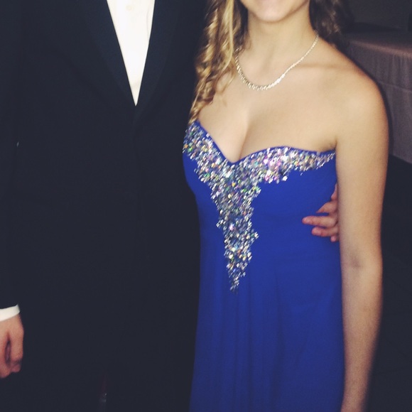 Prom Dress - Picture 1 of 3