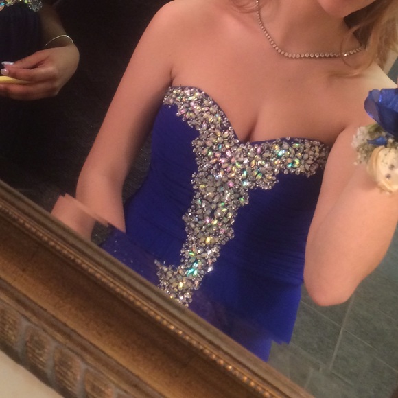 Prom Dress - Picture 2 of 3
