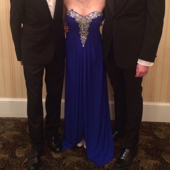 Prom Dress - Picture 3 of 3