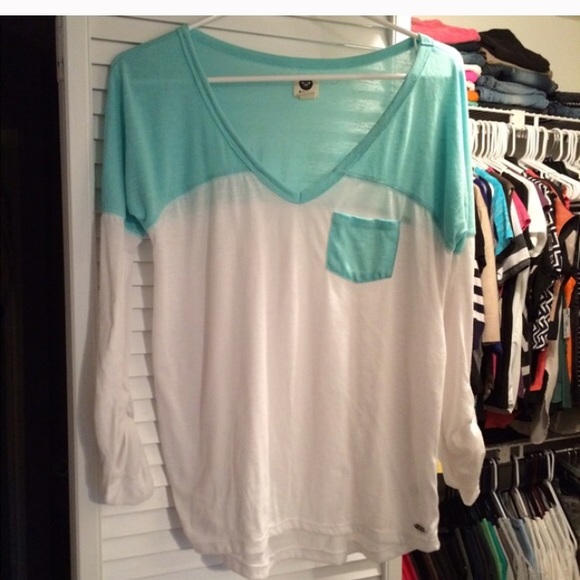 Roxy shirt and aro sweatshirt