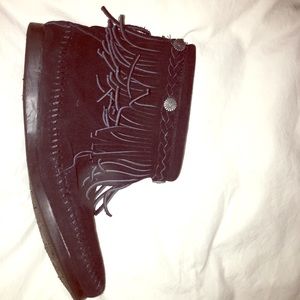 Black fringe booties