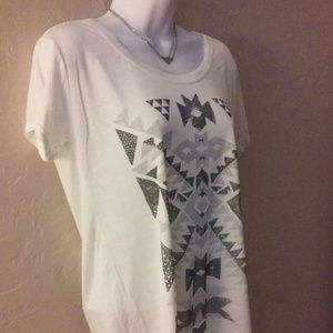 Graphic shirt (NEW)