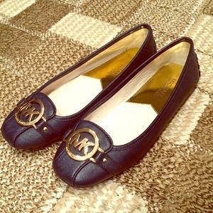 Never worn!! Michael Kors Saffiano Fulton Mocs