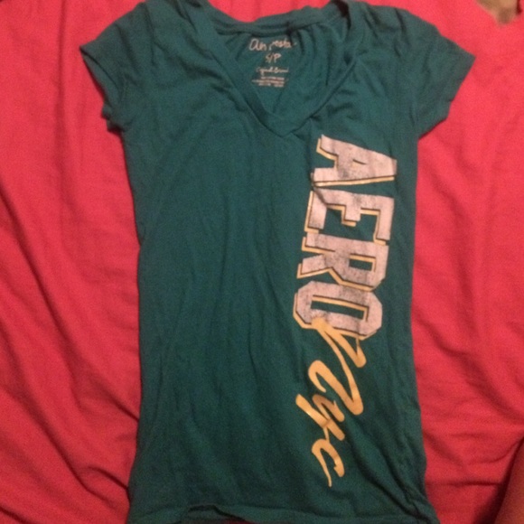 Aeropostale V-neck